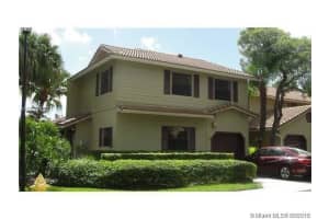 9076 Vineyard Lake Dr, Plantation, FL 33324, Sold 02/05/19