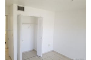 19055 NW 62nd Ave, Hialeah, FL 33015, Sold 11/21/18