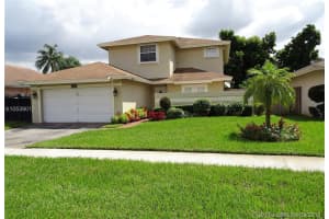 931 SW 99th Ave, Pembroke Pines, FL 33025, Sold 11/14/18