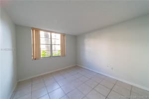 9310 Fontainebleau Blvd, Miami, FL 33172, Sold 06/25/19