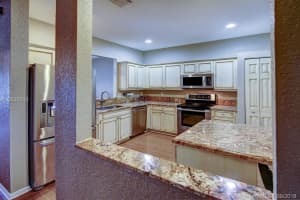 9032 NW 55th St, Sunrise, FL 33351, Sold 11/13/18