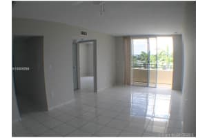 8321 NW 7th St, Miami, FL 33126, Sold 10/02/18