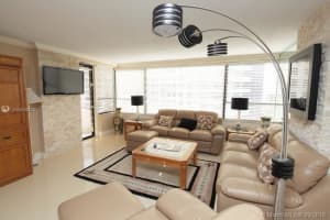 5225 Collins Ave, Miami, FL 33140, Sold 07/24/19