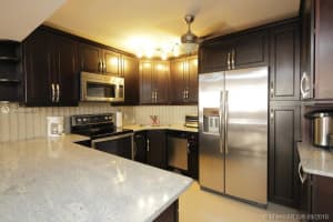 5225 Collins Ave, Miami, FL 33140, Sold 07/24/19