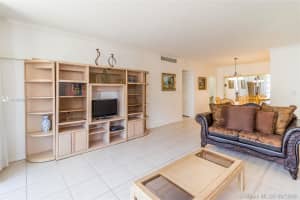 5601 Collins Ave, Miami Beach, FL 33140, Sold 08/19/19