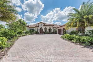 8810 Parkside Estates Dr, Davie, FL 33328, Sold 11/20/18