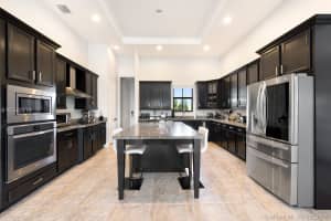 8810 Parkside Estates Dr, Davie, FL 33328, Sold 11/20/18