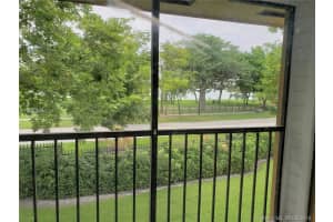 19055 NW 62nd Ave, Hialeah, FL 33015, Sold 11/09/18
