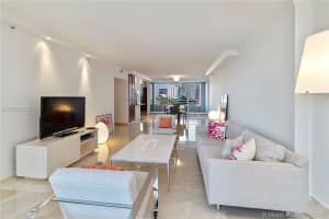 1541 Brickell Ave B704, Miami, FL 33129, Sold 12/07/18