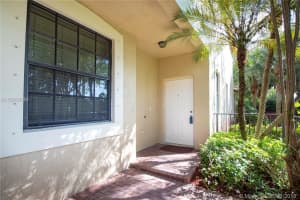 4264 Vineyard Cir, Weston, FL 33332, Sold 05/24/19