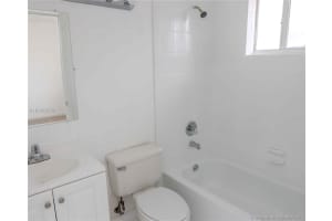 8055 NW 8th St, Miami, FL 33126, Sold 10/26/18