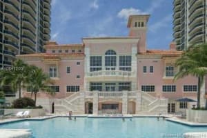 4779 Collins Ave, Miami Beach, FL 33140, Sold 04/01/19