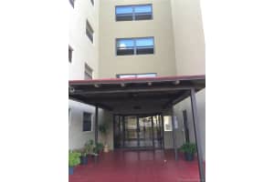 8075 NW 7th St, Miami, FL 33126, Sold 05/01/19