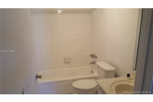 2735 W 52nd St, Hialeah, FL 33016, Sold 11/08/18