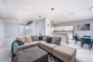 5434 NW 111th Ct, Doral, FL 33178, Sold 04/08/19