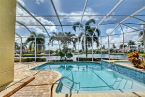 560 SW Bay Pointe Cir, Palm City, FL 34990, Sold 04/22/19