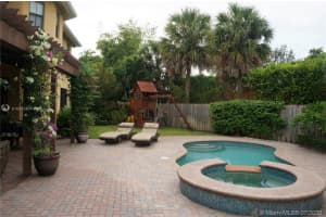 9919 NW 10 Terrace, Miami, FL 33172, Sold 02/25/21