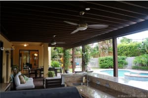 9919 NW 10 Terrace, Miami, FL 33172, Sold 02/25/21