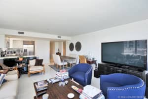 9901 E Bay Harbor Dr, Bay Harbor Islands, FL 33154, Sold 09/04/20