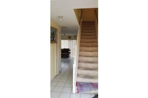 8081 NW 8th St, Miami, FL 33126, Sold 01/29/19