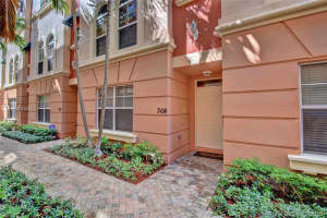 1033 NE 17th Way, Fort Lauderdale, FL 33304, Sold 02/11/19