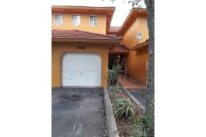 7513 NW 177th Terrace, Hialeah, FL 33015, Sold 04/29/19