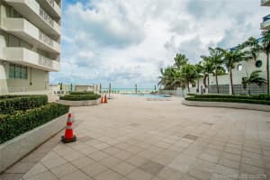 5825 Collins Ave #8e, Miami Beach, FL 33140, Sold 12/17/18