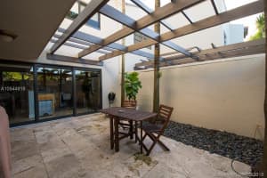 4730 SW 67th Ave APT I3, Miami, FL 33155, Sold 10/26/18