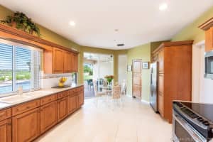 15650 NW 83rd Pl, Hialeah, FL 33016, Sold 11/19/18