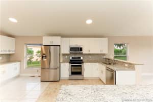 1809 Lake Way, Miramar, FL 33025, Sold 11/16/18