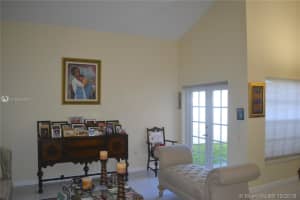 8619 NW 193rd Ln, Hialeah, FL 33015, Sold 12/21/18