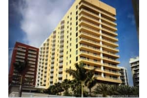 1551 N Flagler Dr, West Palm Beach, FL 33401, Sold 04/02/19