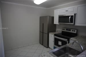 11267 SW 88th St j101, Miami, FL 33173, Sold 11/09/18