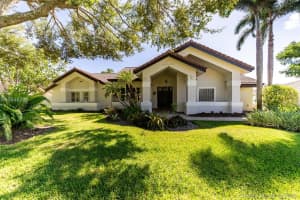 9816 SW 110th St, Miami, FL 33176, Sold 12/07/18