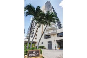 6423 Collins Ave, Miami Beach, FL 33141, Sold 05/24/19