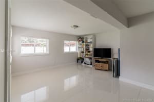 5708 Jackson St, Hollywood, FL 33023, Sold 11/05/19