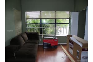 2906 S University Dr, Davie, FL 33328, Sold 12/11/18