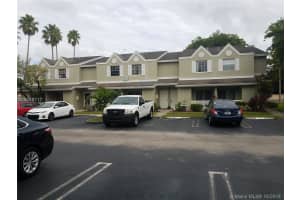 17455 NW 67th Ct, Hialeah, FL 33015, Sold 11/14/18