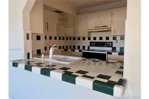 571 NW 107th Ave, Miami, FL 33172, Sold 02/11/19