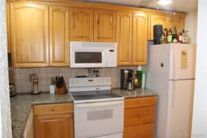 7963 NW 41st Ct, Sunrise, FL 33351, Sold 12/07/18