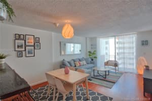 345 Ocean Dr, Miami Beach, FL 33139, Sold 04/15/19