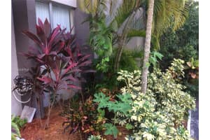 14235 Memorial Hwy #6f, Biscayne Park, FL 33161, Sold 03/01/19