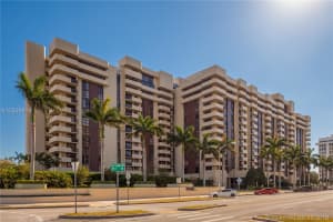 600 Biltmore Way # 103, Coral Gables, FL 33134, Sold 01/09/19