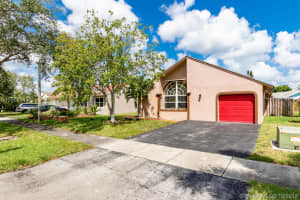 5896 SW 99th Ln, Cooper City, FL 33328, Sold 11/19/18