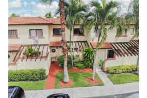 8949 Springtree Lakes Dr, Sunrise, FL 33351, Sold 11/26/18