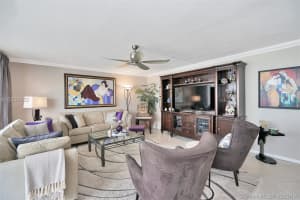 2800 E Sunrise Blvd #14b, Fort Lauderdale, FL 33304, Sold 01/18/19