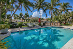 220 Leucadendra Dr, Coral Gables, FL 33156, Sold 05/20/19
