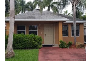 918 SW 9th Ct, Florida City, FL 33034, Sold 12/17/18