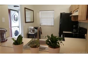 10516 NW 10th St, Pembroke Pines, FL 33026, Sold 11/30/18