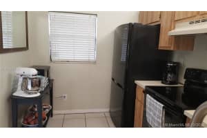 10516 NW 10th St, Pembroke Pines, FL 33026, Sold 11/30/18